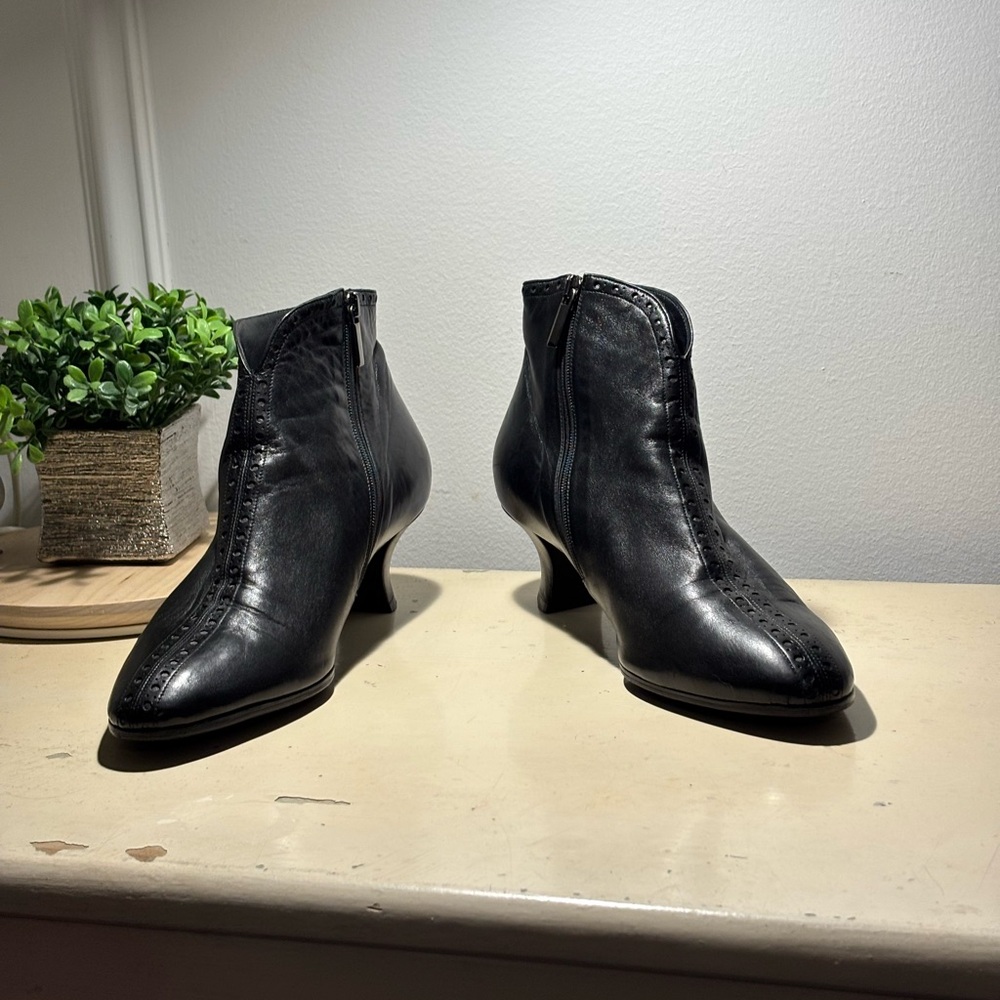 Thierry Rabotin Black Heeled Boots